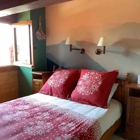 Horská chata Familiar Con Jardin Y Garage Privado